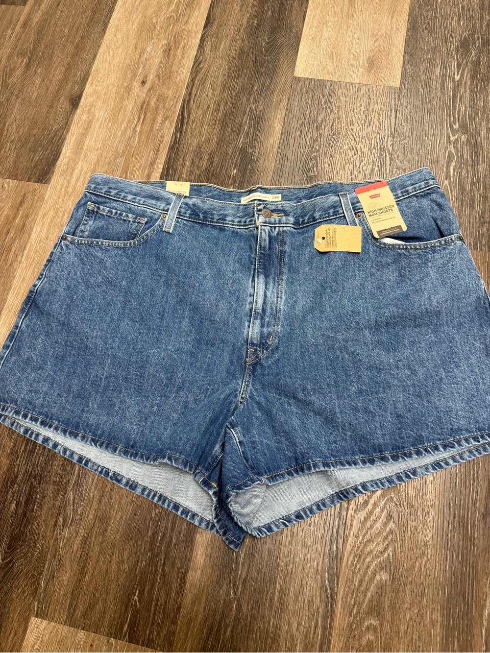 Levi's Classic Mid-Blue Denim Jean Shorts